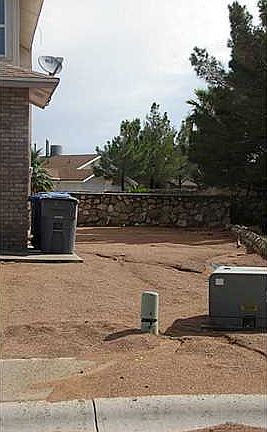 2nd image of 11953 Crown Oaks Ct