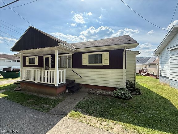 3rd image of 2505 Pleasant Ave