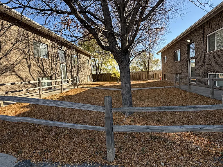4 Birch Ct #5 — Photo 10