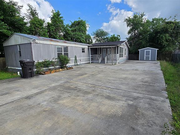 2nd image of 4915 Sitca St