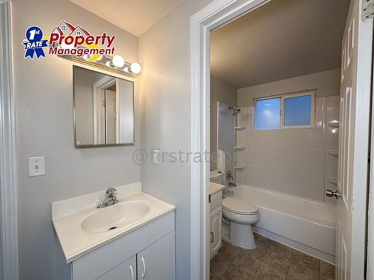 1205 W Beacon St — Photo 9