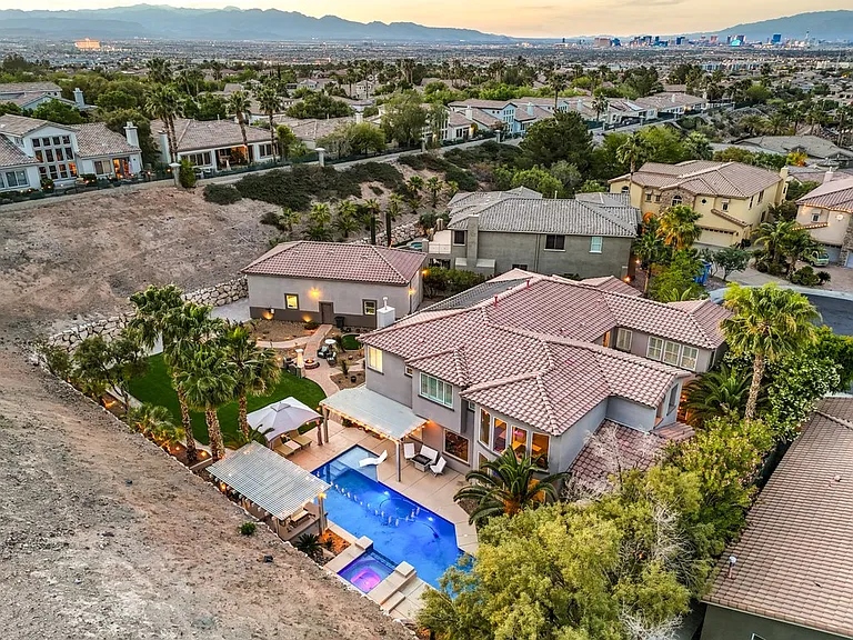 2849 Soaring Peak Ave — Photo 61