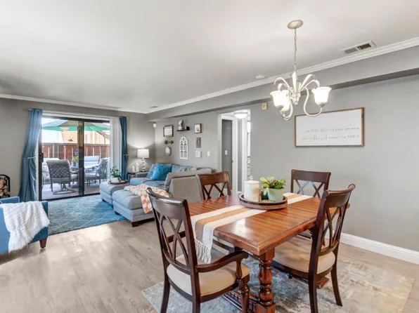 2401 Eilers Ln Unit 701, Lodi, CA 95242