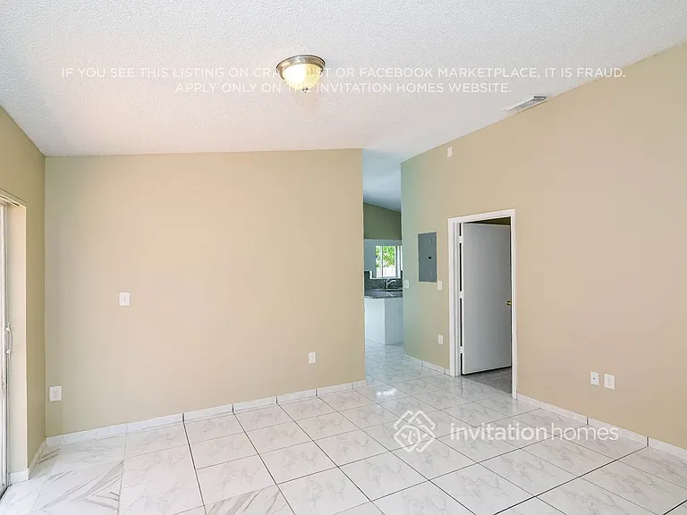 14936 SW 39th St — Photo 8