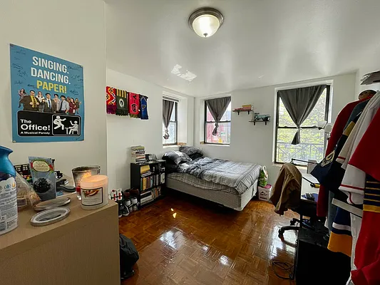 Rented by Mauro Bros Real Estate Services LLC | media 19