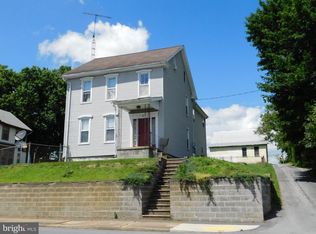 347 W 2nd St, Waynesboro, PA 17268