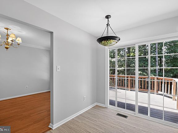 4th image of 4277 Fox Lake Dr