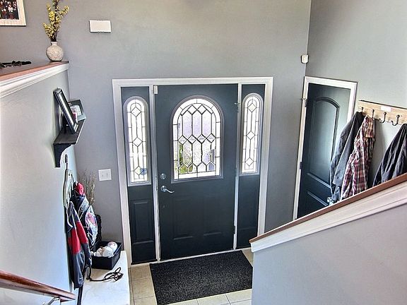 2nd image of 502 Wildflower Way