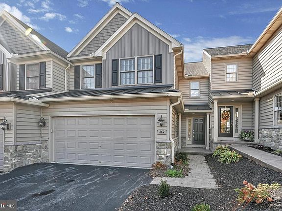 2nd image of 260 Fieldcrest Ln