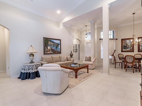 4th image of 8341 Grand Messina Circle