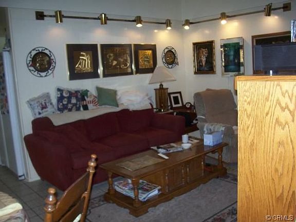 5th image of 339 Lee Ave