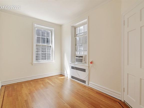 3rd image of 225 Sterling Pl APT 4G