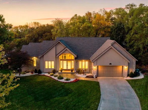 4750 Goldenrod Ln N, Plymouth, MN 55442