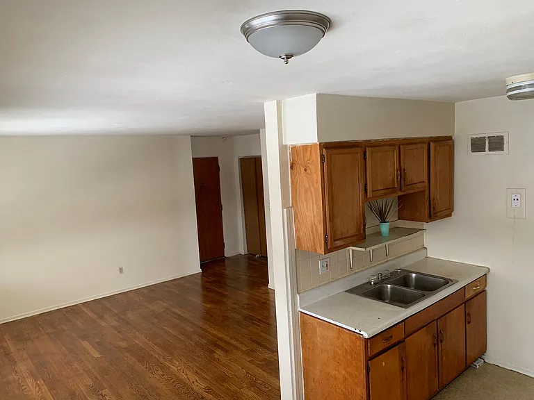 3628 Morganford Rd #9 — Photo 4