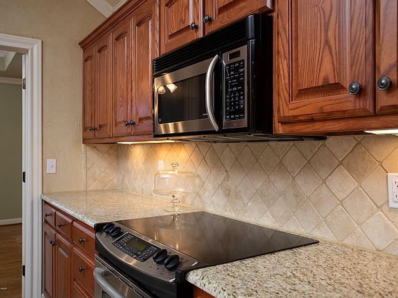 4th image of 4913 Cape Colony Dr