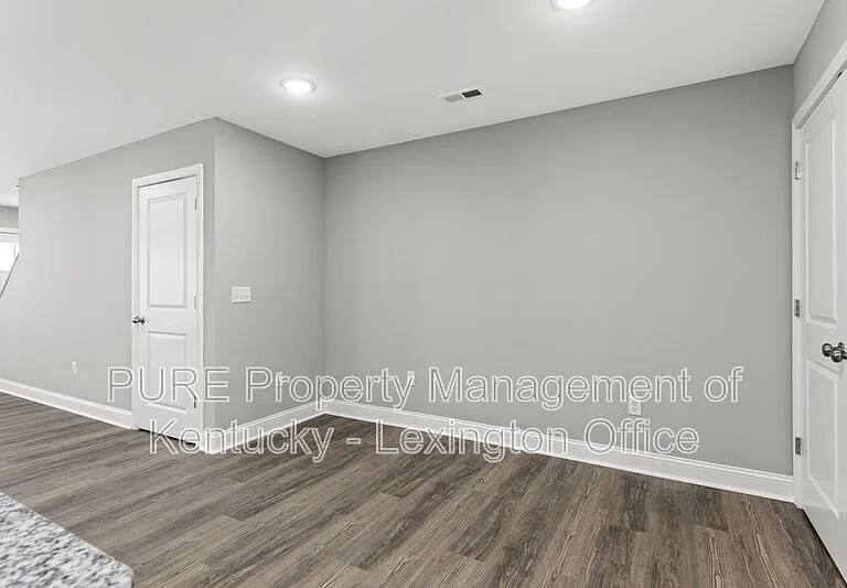 1090 Judah Bear Blvd — Photo 12