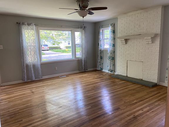2nd image of 553 Sheridan Dr