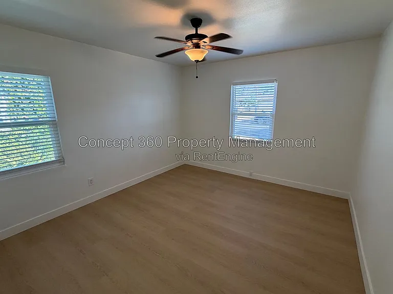 1214 E Cartagena St — Photo 19