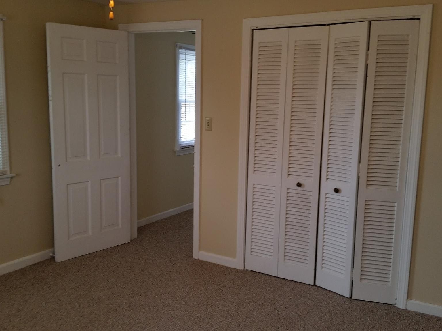 118 Thrall Rd, Broad Brook, CT 06016 Zillow