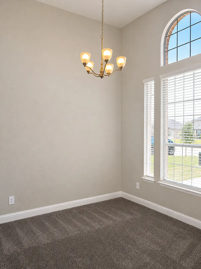 Big Yard. Big Living. Endless Possibilities | 5 Bed Midlothian Home for Lease — Photo 4