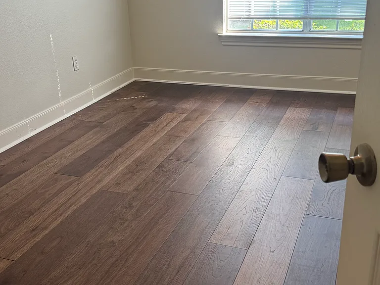 710 E Boyd Dr #306 — Photo 3