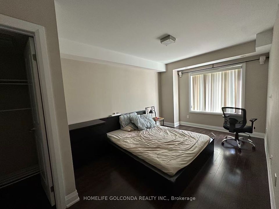 1st image of 322 John St #132