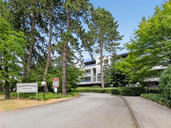 5800 Cooney Rd #206, Richmond, BC V6X 3A8