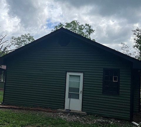 4th image of 1779 Shirey Rd