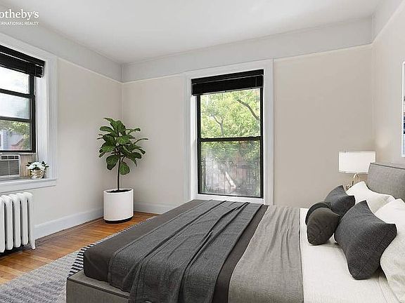 5th image of 135 W 16th St APT 36