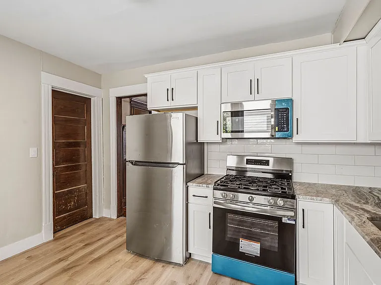 725 Linwood Ave #1 — Photo 6