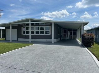 5652 Arrowhead Dr, Zephyrhills, FL 33542