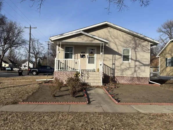 1216 Taylor Ave, Norfolk, NE 68701