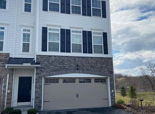 229 Eagle Dr, Cranberry Township, PA 16066
