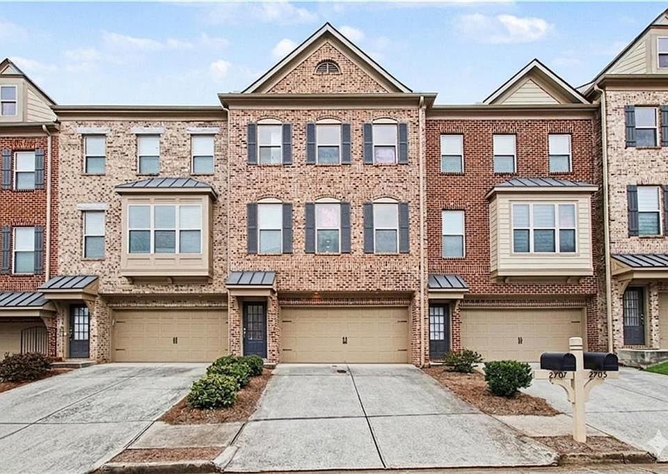 1st image of 2707 Hallwood Ln