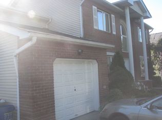 373 Main St, Staten Island, NY 10307