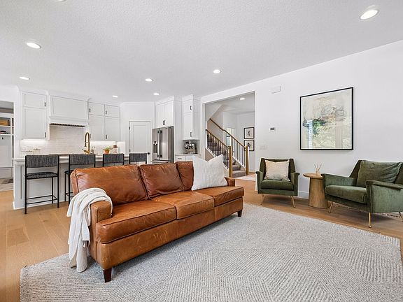 5th image of 18806 S Ln
