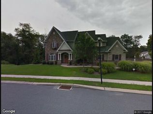 59 Honeysuckle Ct, Elizabethtown, PA 17022