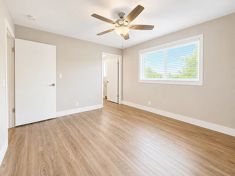 Mocha - 1 and 2 Bedroom Units in Escondido — Photo 35