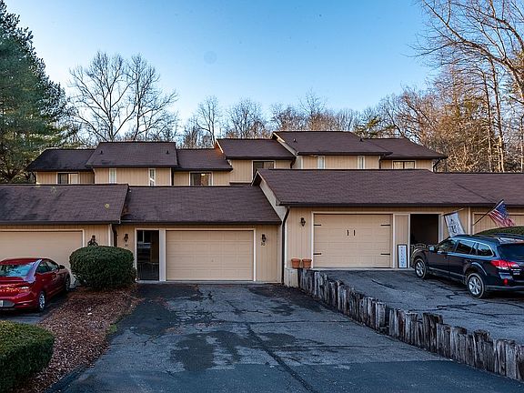 4th image of 605 Redstone Dr APT 30