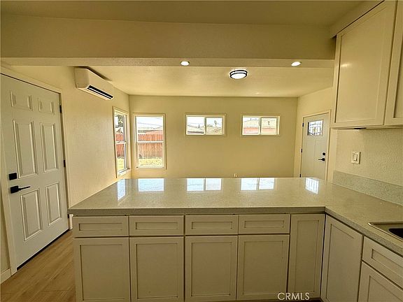 4th image of 4953 E San Carlos St