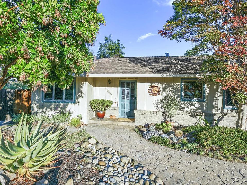 1st image of 12824 Saratoga Glen Ct