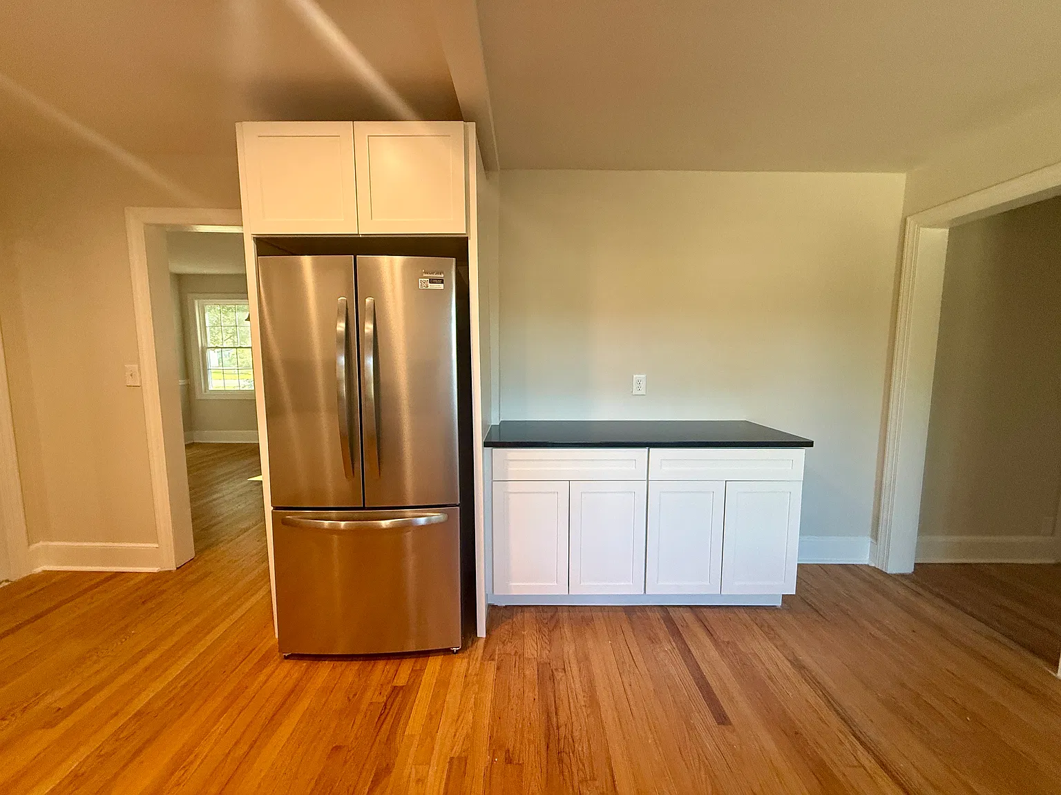 3 bed, 1683 sqft, $2,600 — Photo 4