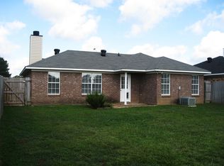 319 Green Meadow Dr, Pearl, MS 39208