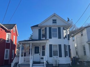 54 Brewster St, Kingston, NY 12401