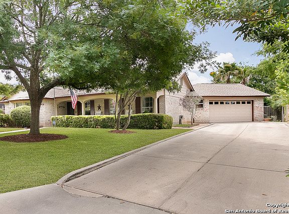 3rd image of 1002 Haltown Dr