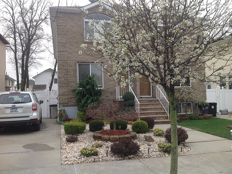 1st image of 26 Pitney Ave