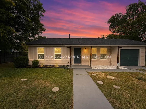 408 Lanola Ct, Fort Worth, TX 76103