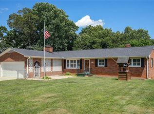 2905 Swallow Rd, Reidsville, NC 27320