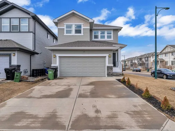 1452 30th St NW, Edmonton, AB T6T 0Z5