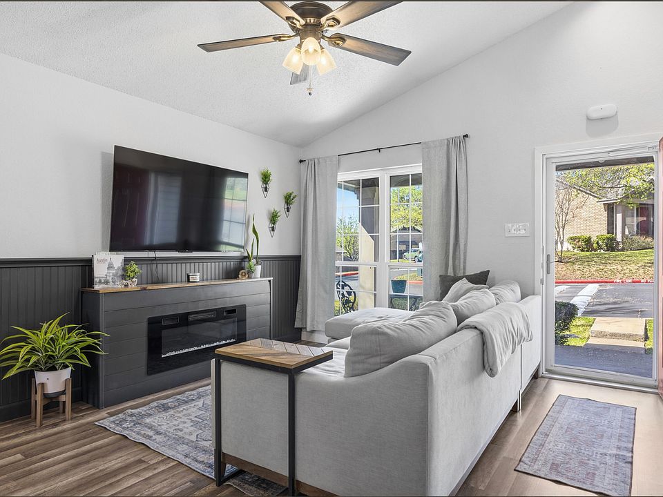 1st image of 1015 E Yager Ln Unit 134